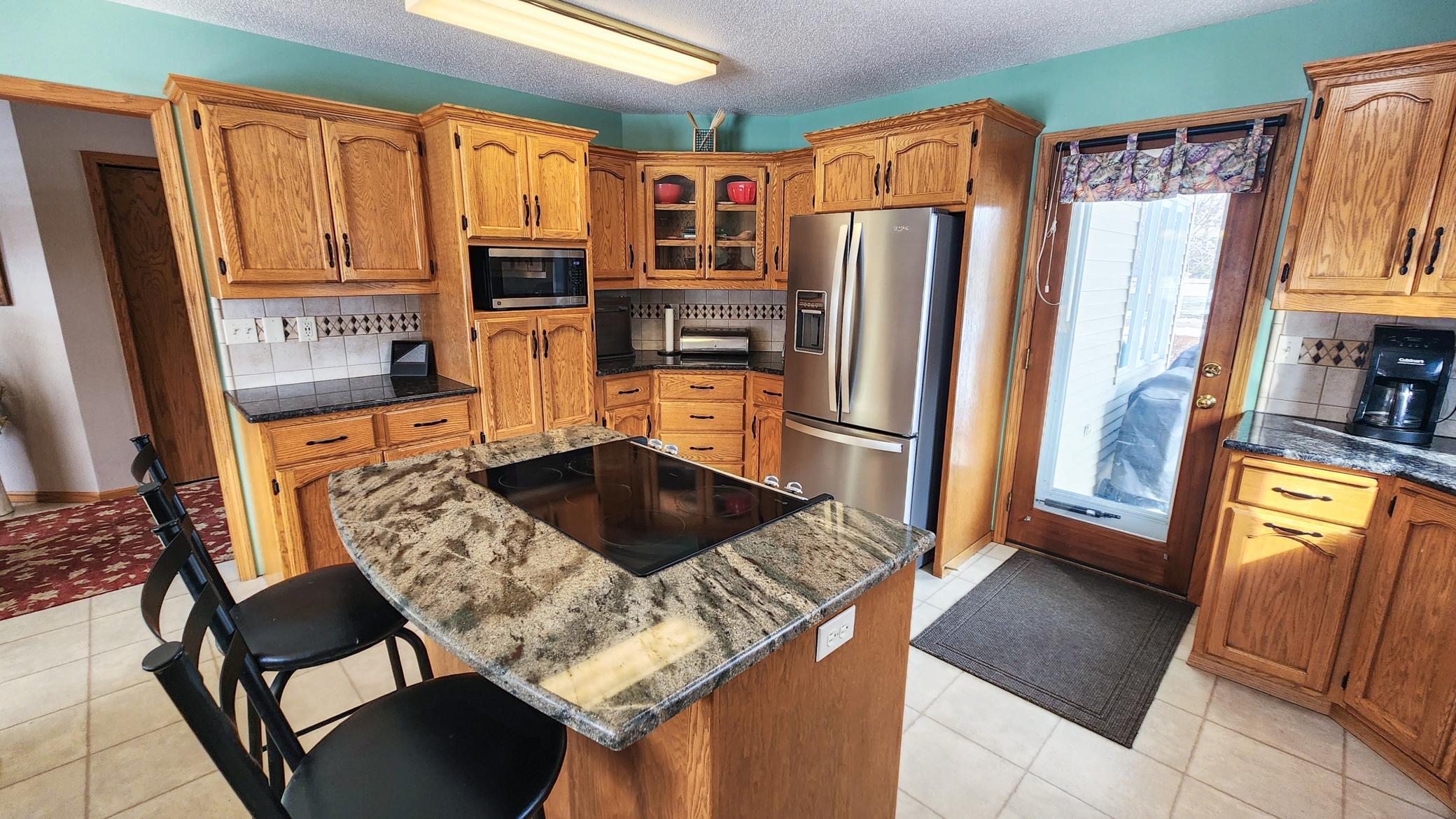 4041 South Rivershore Drive Moorhead, MN 56560 - Photo 4 of 41