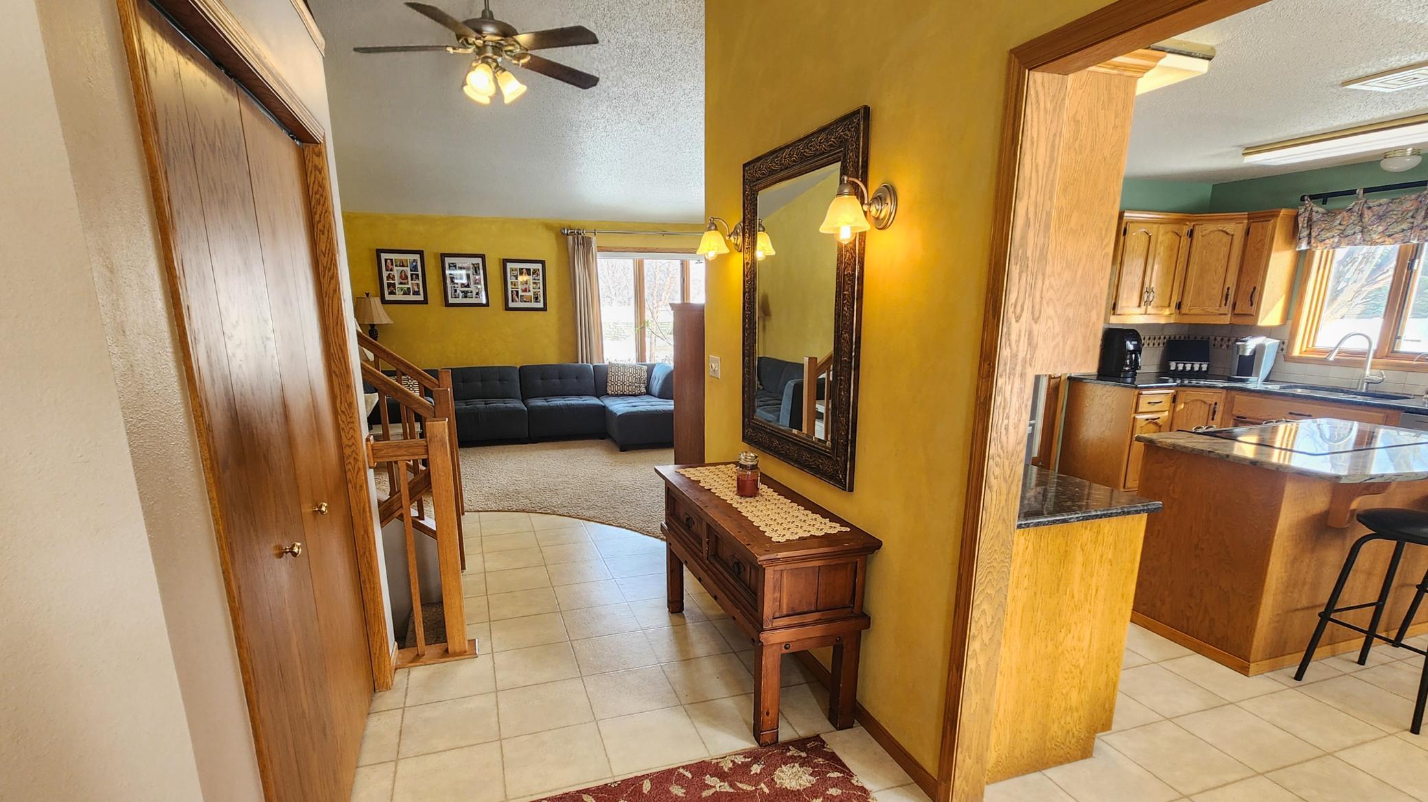 4041 South Rivershore Drive Moorhead, MN 56560 - Photo 7 of 41