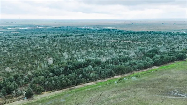 $1,425,000 | 0 Hwy 124 Stowell Tx 77661, Winnie, TX 77665