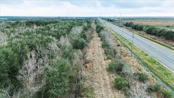 $1,425,000 | 0 Hwy 124 Stowell Tx 77661, Winnie, TX 77665