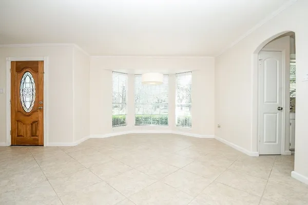 $2,500 | 13240 Trail Hollow Drive, Unit 3240, Houston, TX 77079