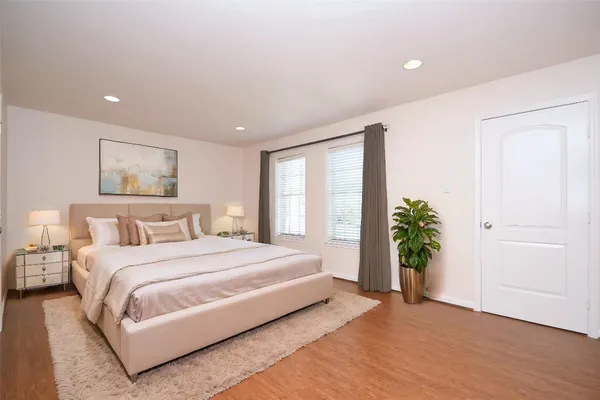 $2,500 | 13240 Trail Hollow Drive, Unit 3240, Houston, TX 77079