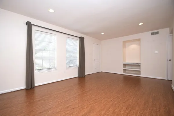 $2,500 | 13240 Trail Hollow Drive, Unit 3240, Houston, TX 77079