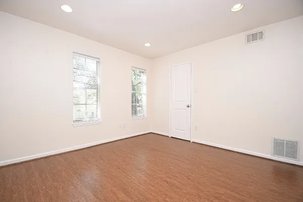 $2,500 | 13240 Trail Hollow Drive, Unit 3240, Houston, TX 77079