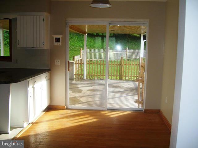 11911 Old Legislative Road Southwest Midlothian, MD 21532 - Photo 5 of 30 Dining Room