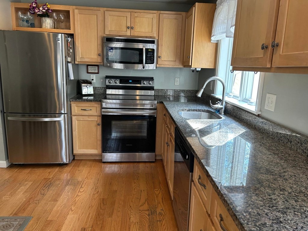 1271 Old Stage Road Barnstable, MA 02668 - Photo 6 of 14