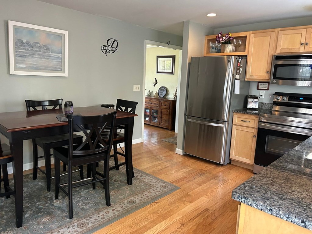 1271 Old Stage Road Barnstable, MA 02668 - Photo 7 of 14