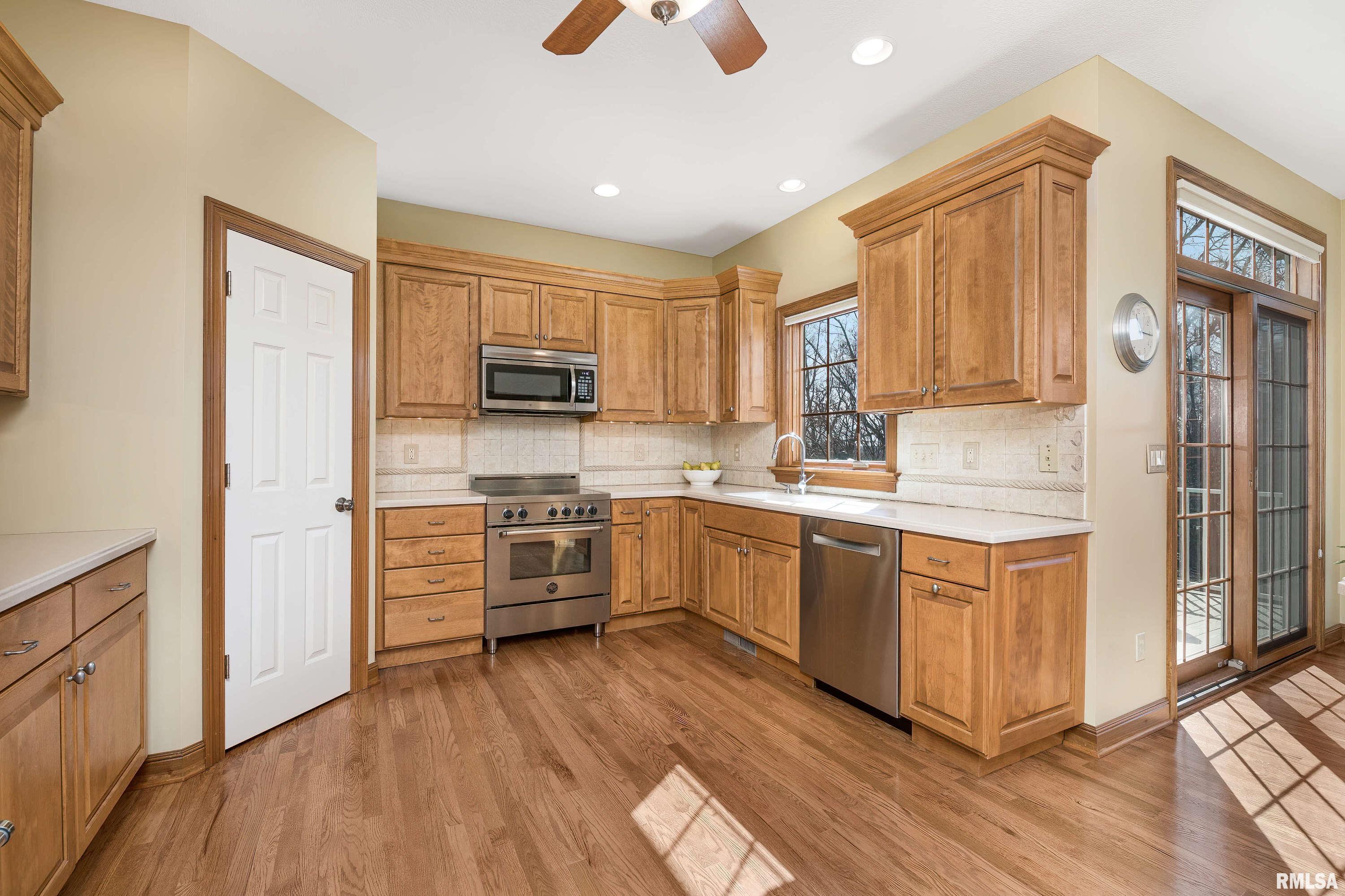 6905 Little Cabin Road Bettendorf, IA 52722 - Photo 17 of 49 Gallery Image 17