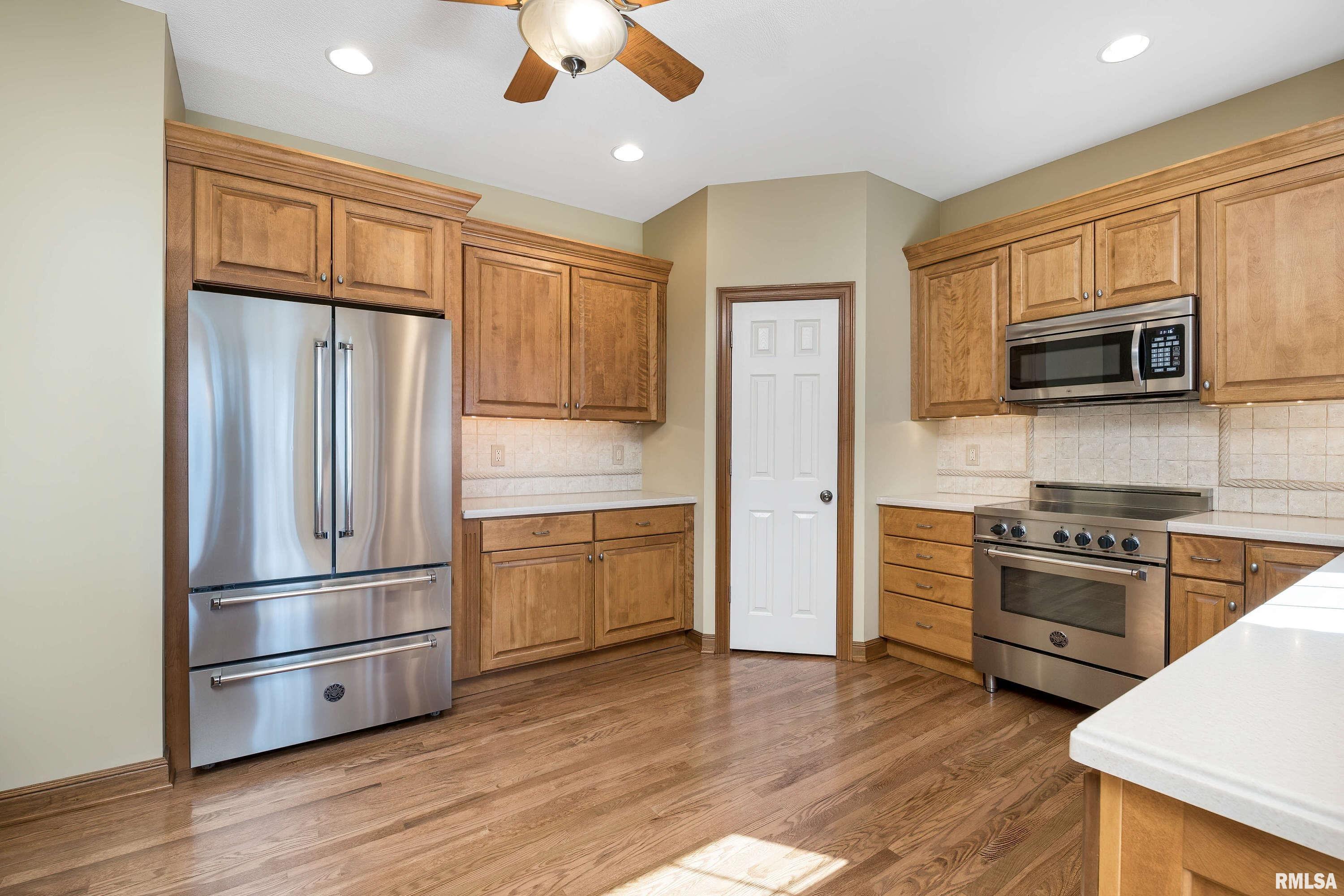 6905 Little Cabin Road Bettendorf, IA 52722 - Photo 18 of 49 Gallery Image 18
