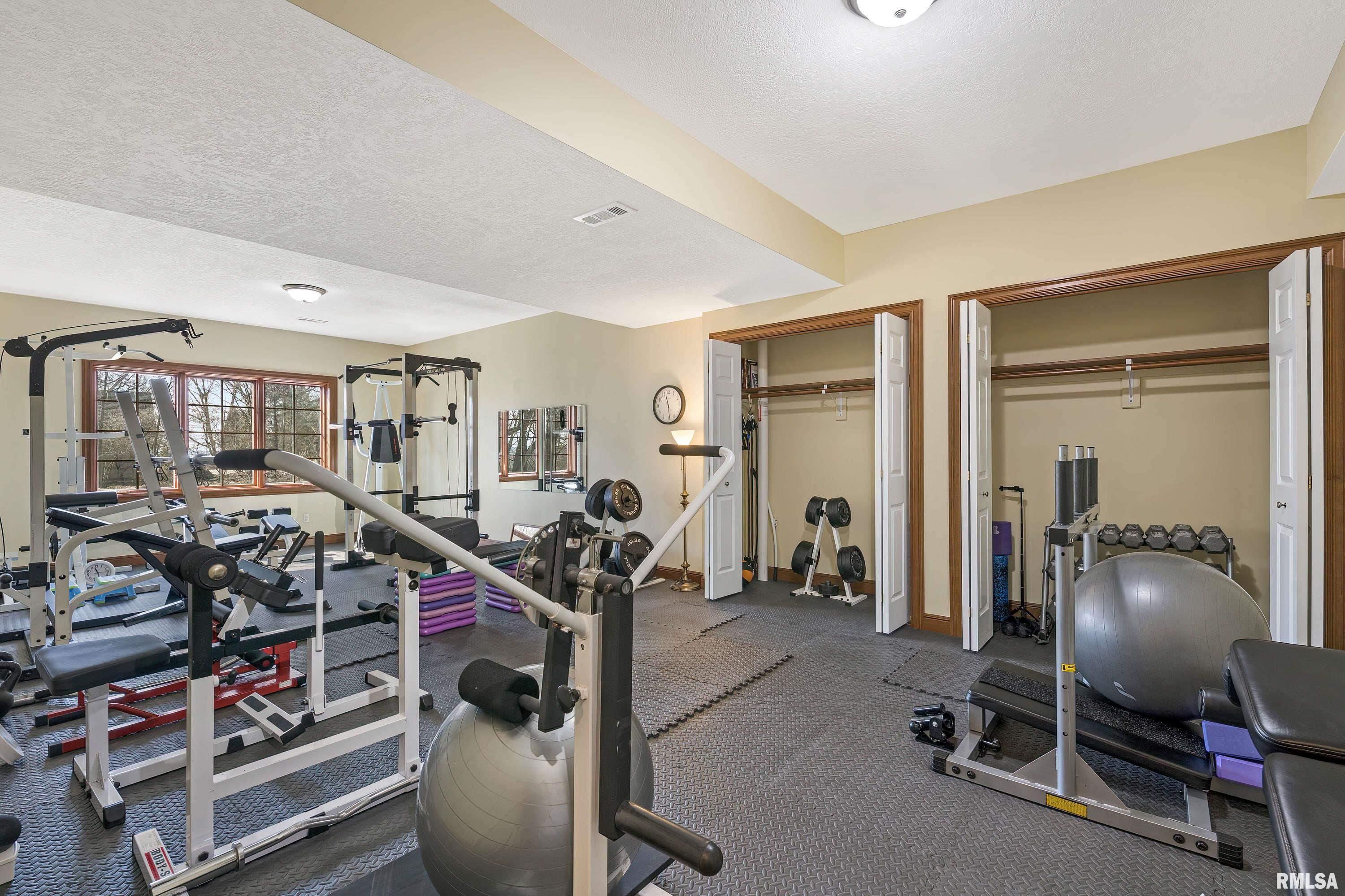 6905 Little Cabin Road Bettendorf, IA 52722 - Photo 31 of 49 Gallery Image 31