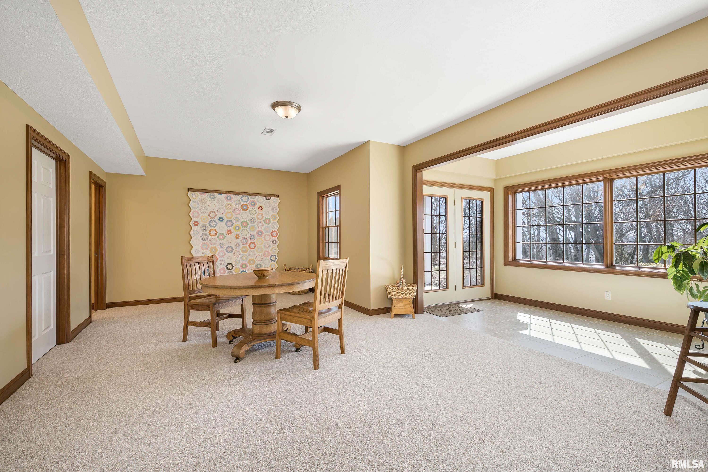 6905 Little Cabin Road Bettendorf, IA 52722 - Photo 33 of 49 Gallery Image 33