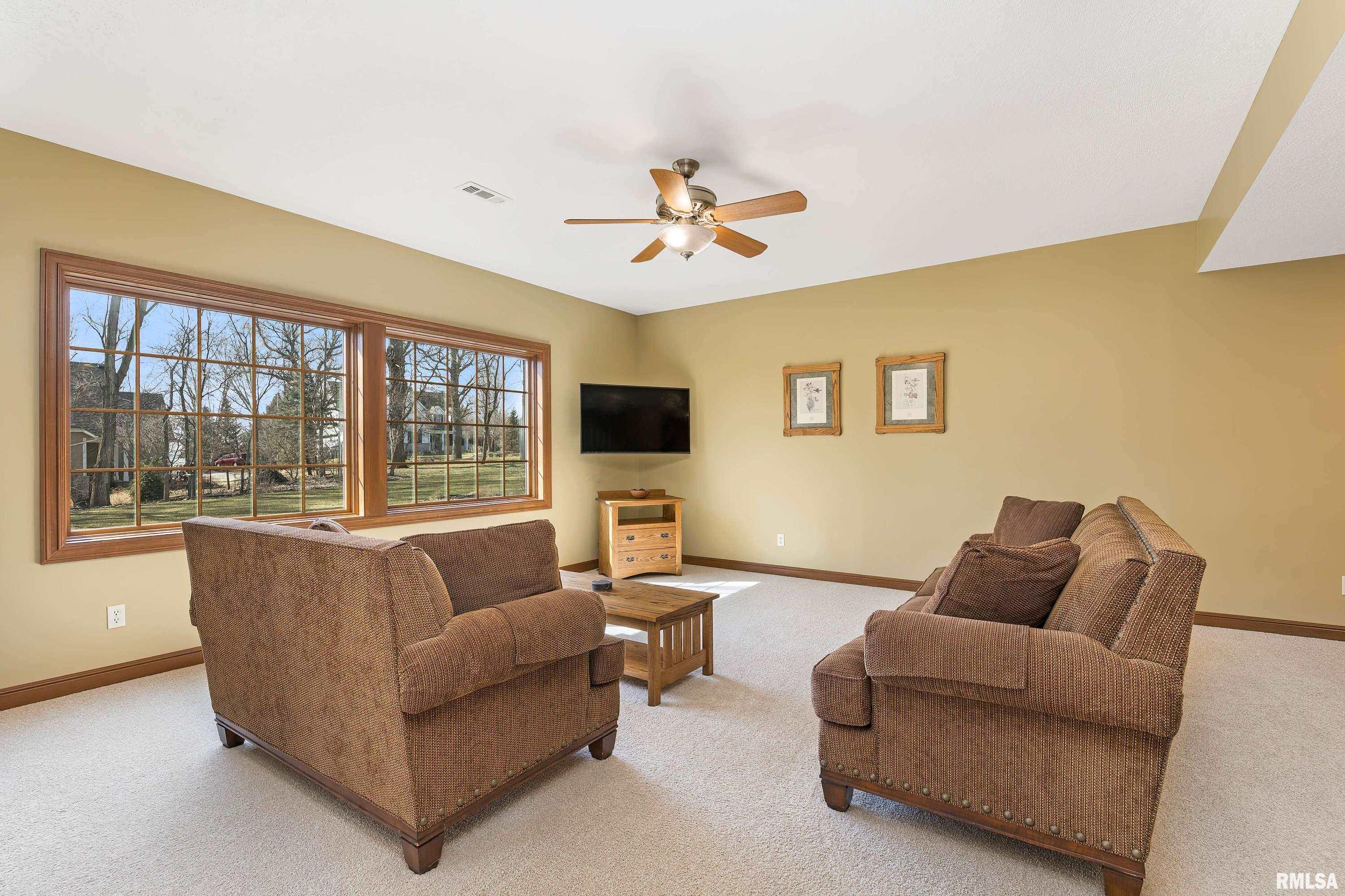 6905 Little Cabin Road Bettendorf, IA 52722 - Photo 36 of 49 Gallery Image 36
