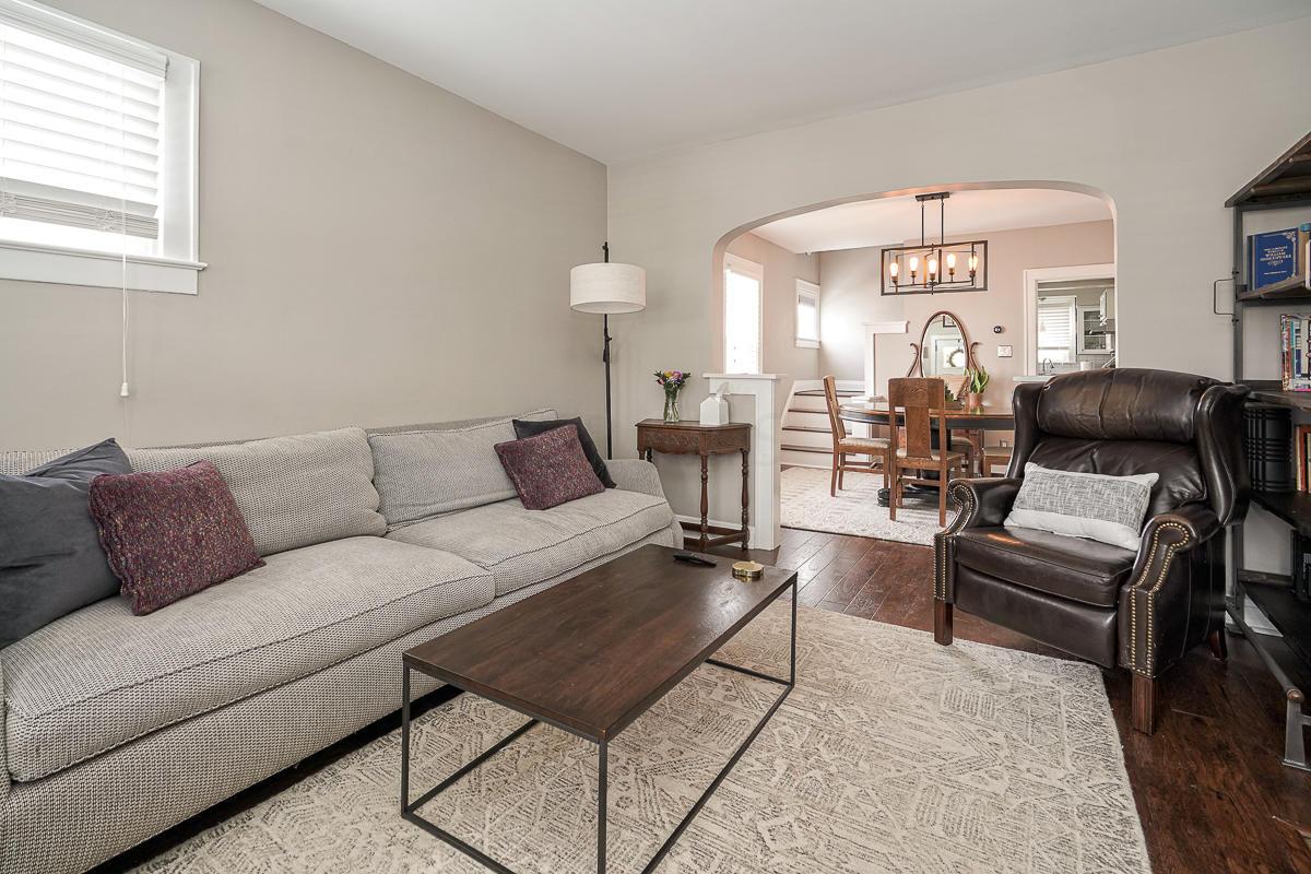 954 Thomas Road Columbus, OH 43212 - Photo 4 of 30