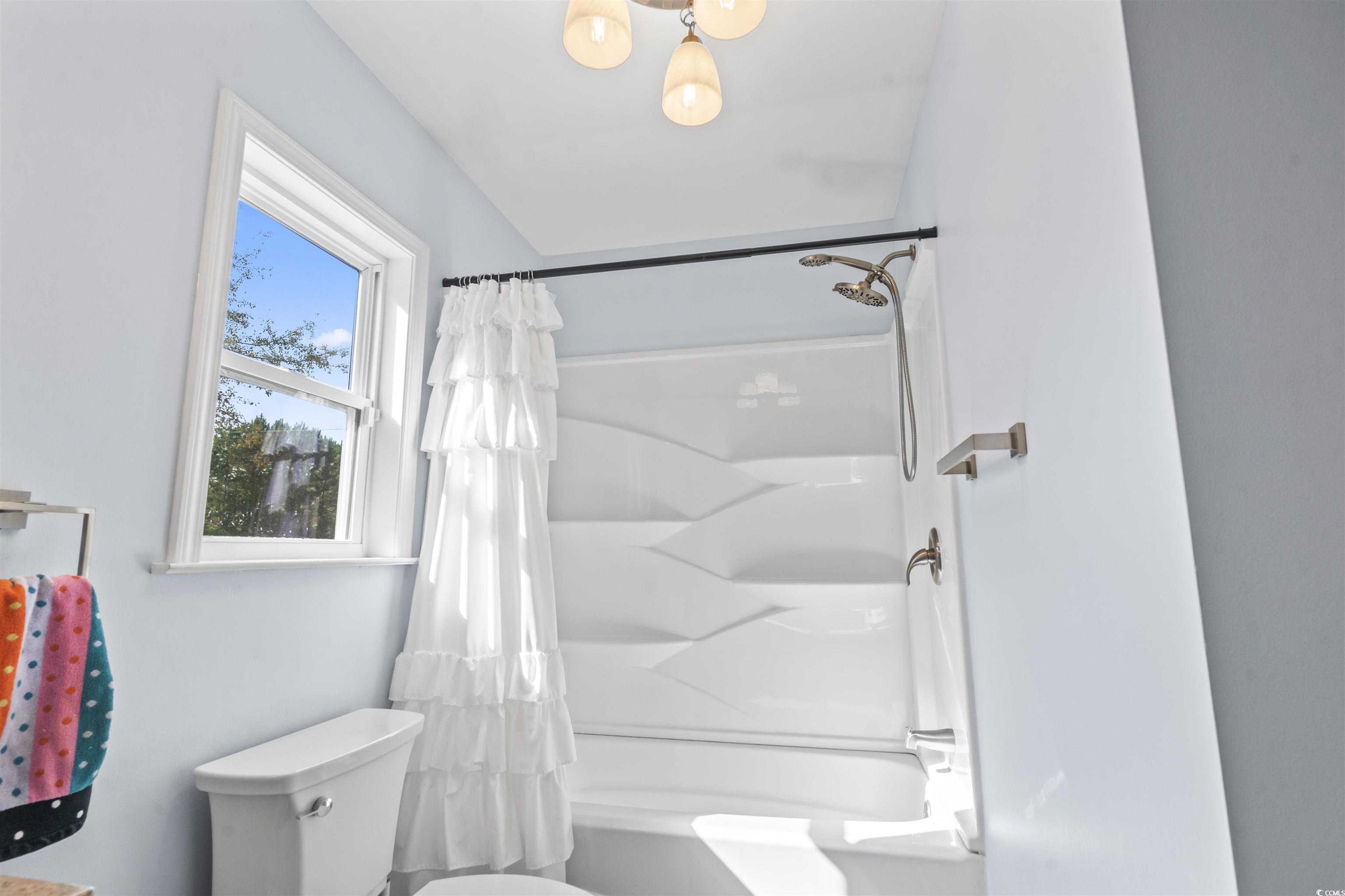 1495 Wilderness Lane Loris, SC 29569 - Photo 13 of 37 Full bath with toilet and shower / tub combo