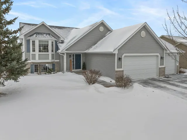 $399,900 | 13030 8th Avenue South, Zimmerman, MN 55398