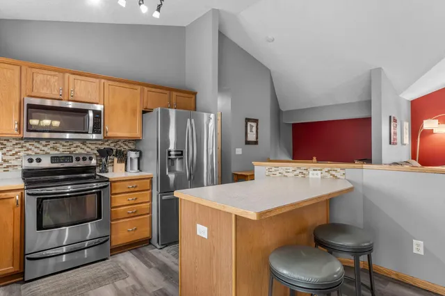 $399,900 | 13030 8th Avenue South, Zimmerman, MN 55398