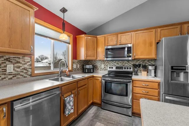 $399,900 | 13030 8th Avenue South, Zimmerman, MN 55398