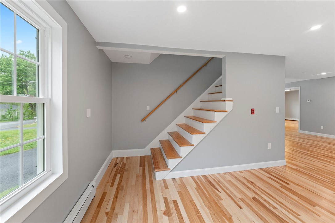 76 Elm Street Upton, MA 01568 - Photo 6 of 16 Gallery Image 6
