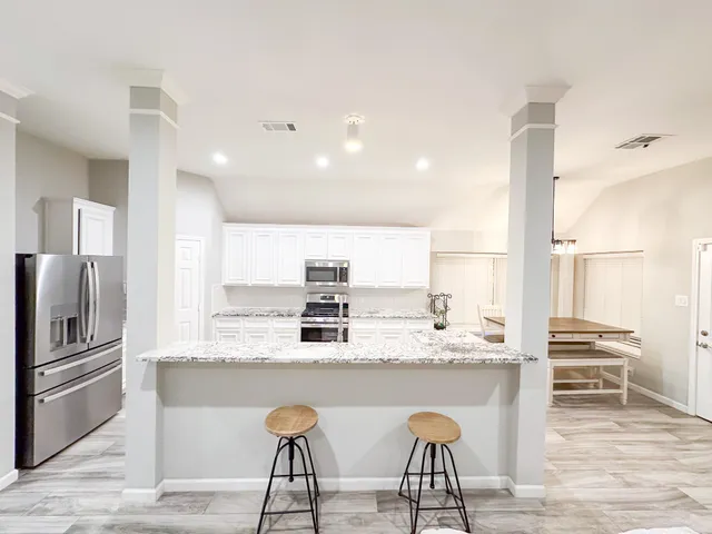 $378,500 | 3722 Paigewood Drive, Pearland, TX 77584