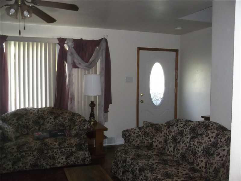 251 Hazel Kirk Road Monongahela, PA 15063 - Photo 11 of 22 Living Room.