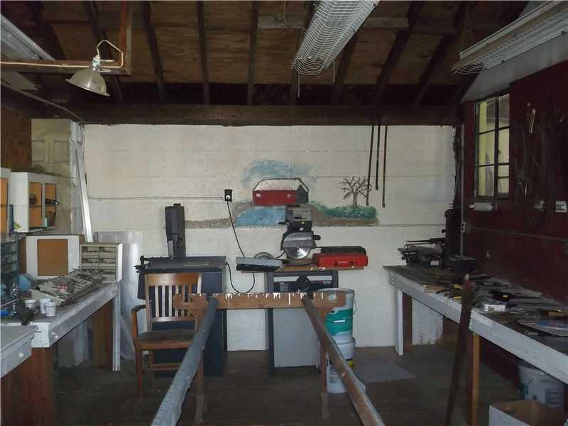 251 Hazel Kirk Road Monongahela, PA 15063 - Photo 19 of 22 Shop/Service Bay(s).