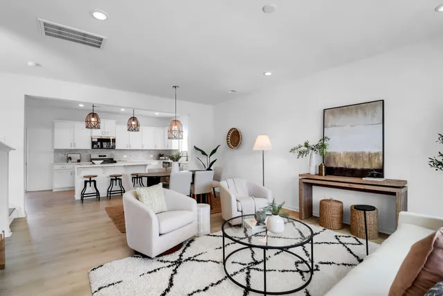 $416,500 | 1019 Mourning Warbler Way, Unit CC3179, Ravenel, SC 29470