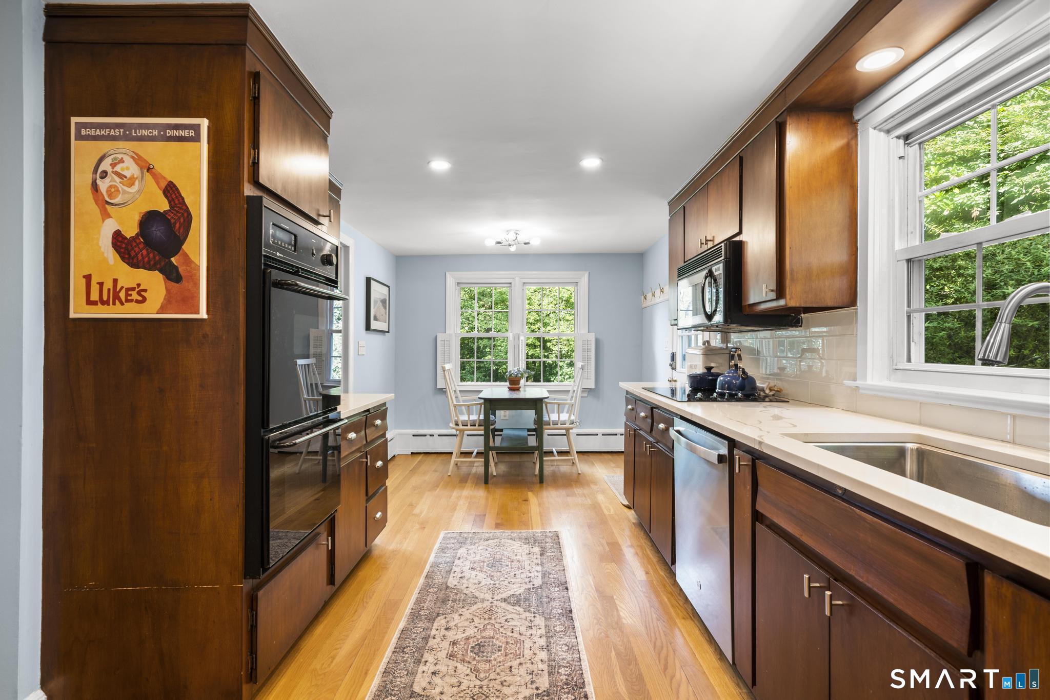 22 Devils Garden Road Norwalk, CT 06854 - Photo 11 of 40 Gallery Image 11