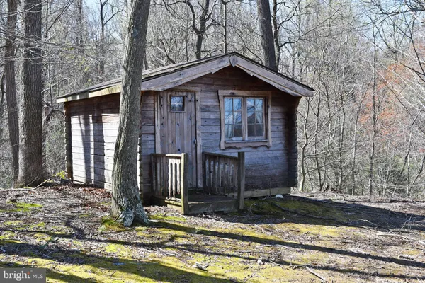$1,100,000 | 721 Knight Island Road, Earleville, MD 21919