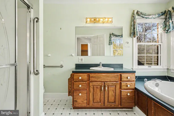 $1,100,000 | 721 Knight Island Road, Earleville, MD 21919