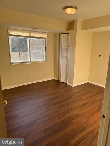 $1,900 | 5340 Holmes Run Parkway, Unit 301, Alexandria, VA 22304