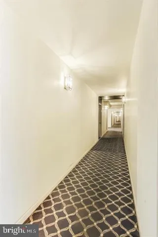 $1,900 | 5340 Holmes Run Parkway, Unit 301, Alexandria, VA 22304