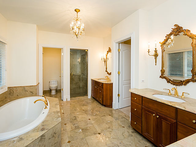 601 Kenmare Drive Burr Ridge, IL 60527 - Photo 16 of 27