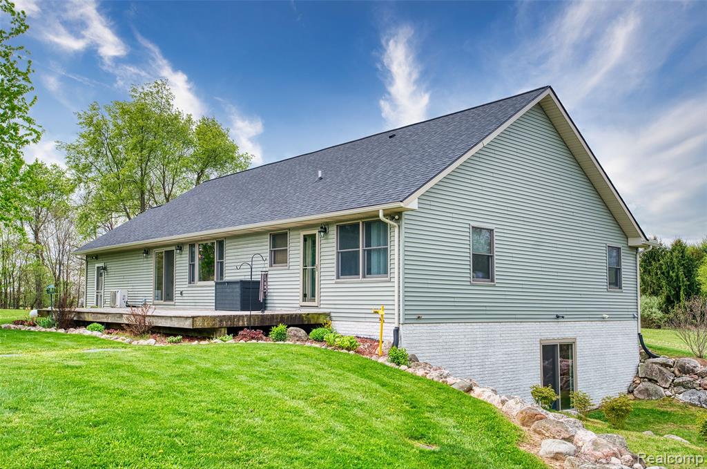 5753 Gregory Road Gregory, MI 48137 - Photo 33 of 44
