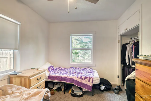 $300,000 | 212 South 16th Avenue, Caldwell, ID 83605