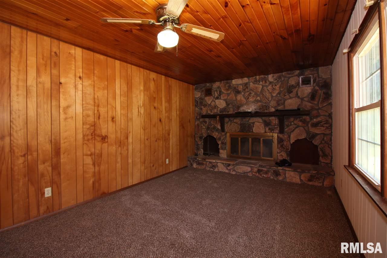 23651 East Sebree Road Canton, IL 61520 - Photo 3 of 24
