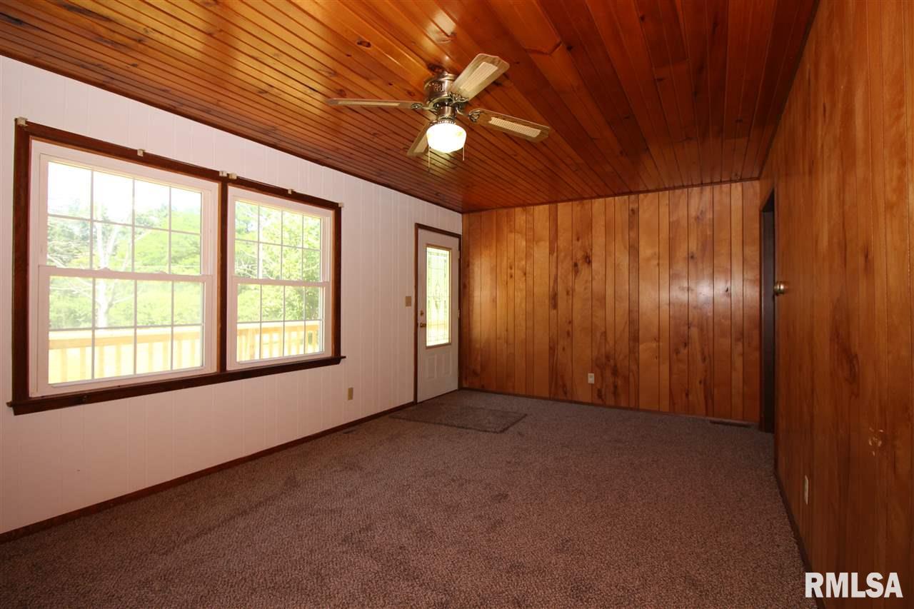 23651 East Sebree Road Canton, IL 61520 - Photo 4 of 24