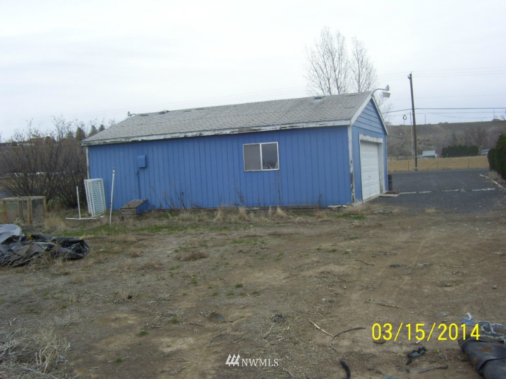 4622 McLaughlin Road Northeast Moses Lake, WA 98837 - Photo 3 of 10 Gallery Image 3
