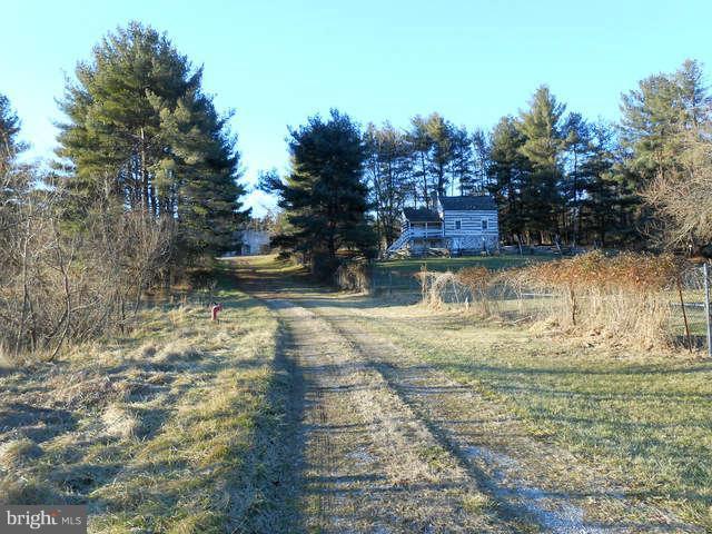 2410 Chestnut Grove Road Sharpsburg, MD 21782 - Photo 2 of 17 Exterior (General)