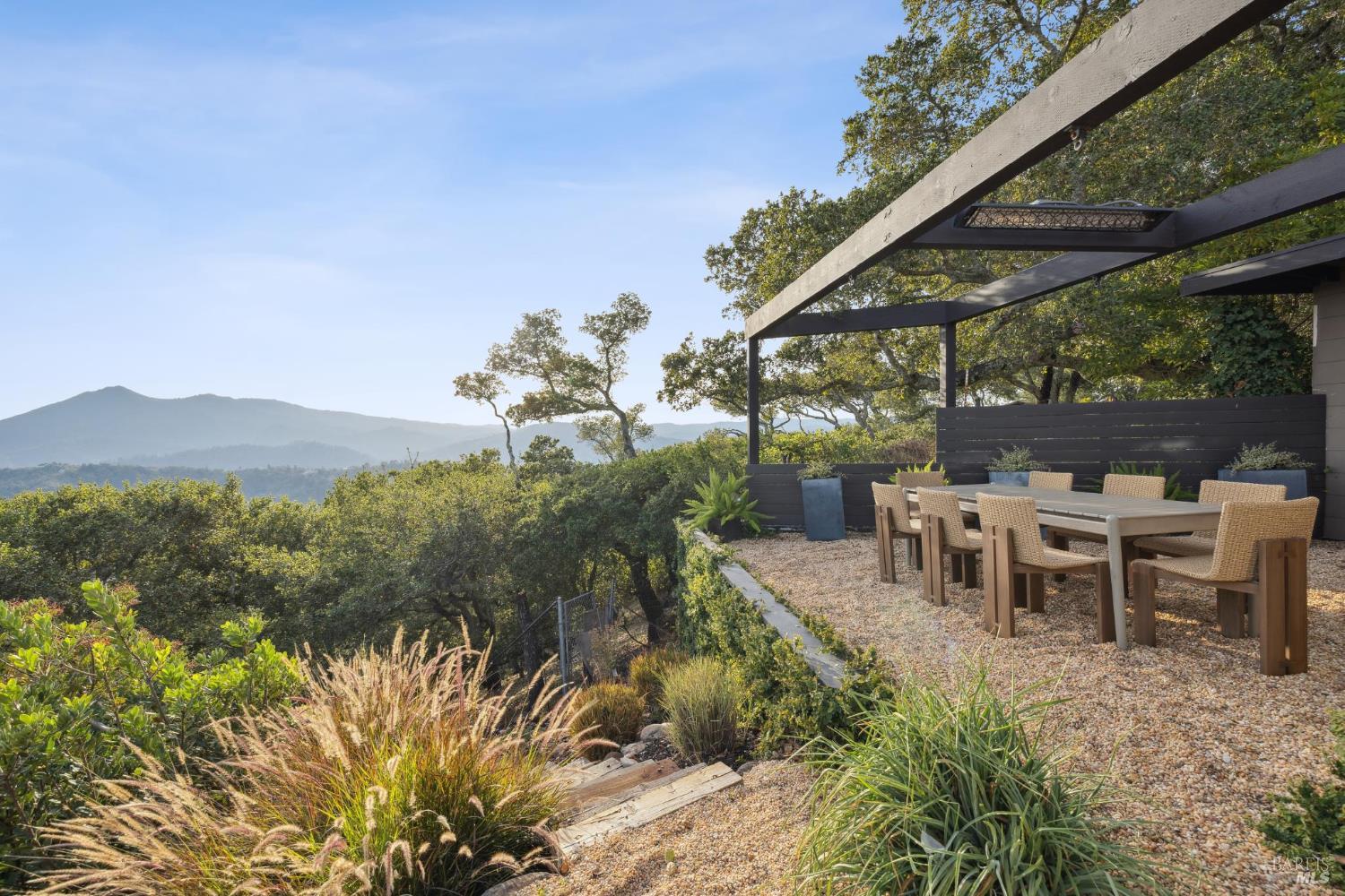 87 Oakmont Avenue San Rafael, CA 94901 - Photo 16 of 92