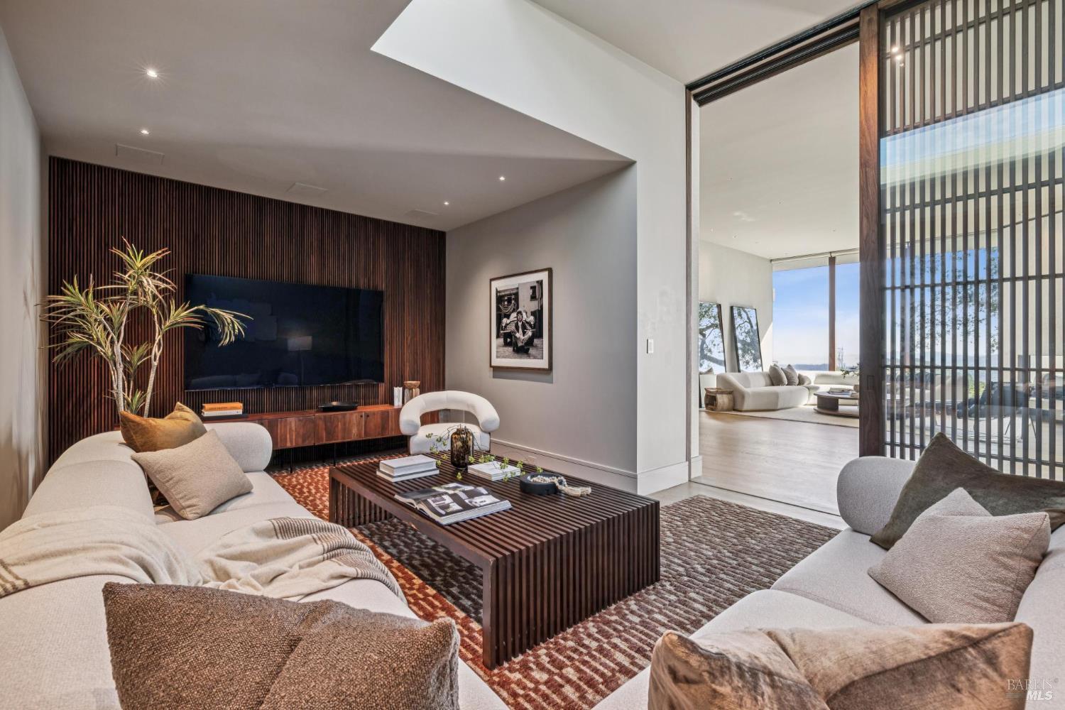 87 Oakmont Avenue San Rafael, CA 94901 - Photo 32 of 92