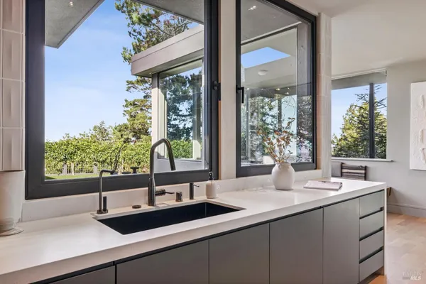 $7,800,000 | 87 Oakmont Avenue, San Rafael, CA 94901