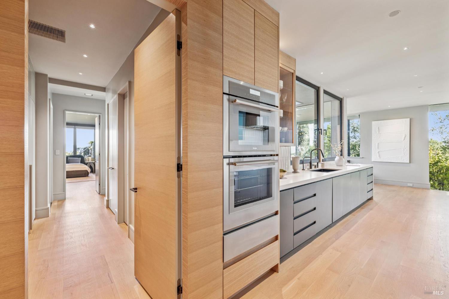 87 Oakmont Avenue San Rafael, CA 94901 - Photo 47 of 92