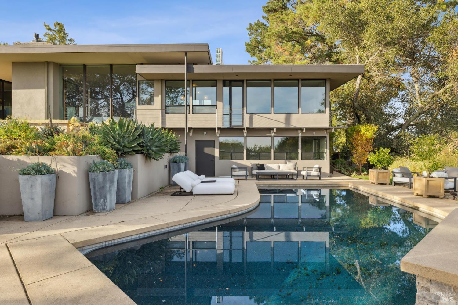 87 Oakmont Avenue San Rafael, CA 94901 - Photo 71 of 92