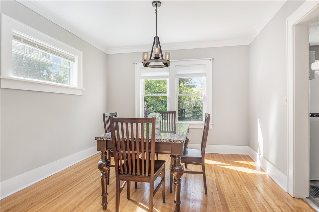 115 Spencer Road Irondequoit, NY 14609 - Photo 6 of 28