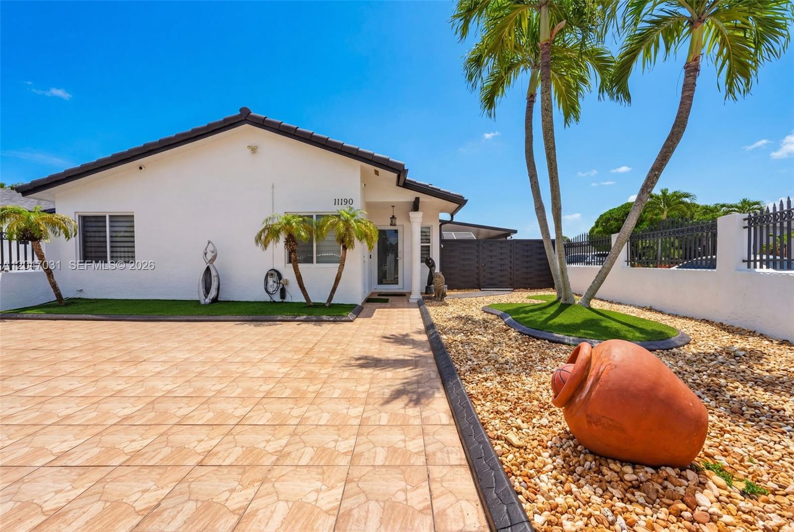 1635 Southwest 138th Court Miami, FL 33175 - Photo 3 of 39