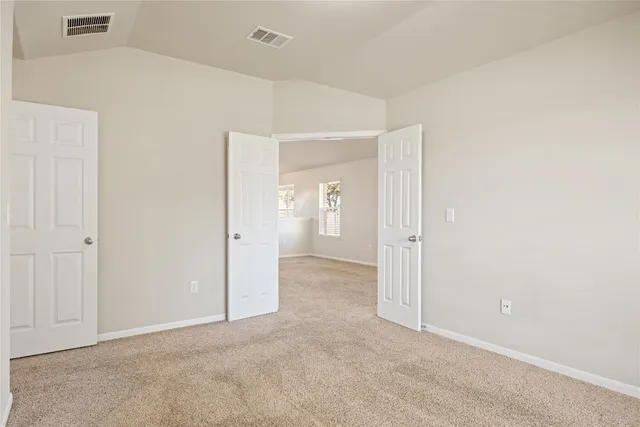 $320,000 | 401 South Hunting Lodge Lane, Bastrop, TX 78602