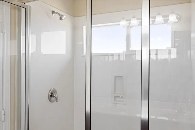 $320,000 | 401 South Hunting Lodge Lane, Bastrop, TX 78602