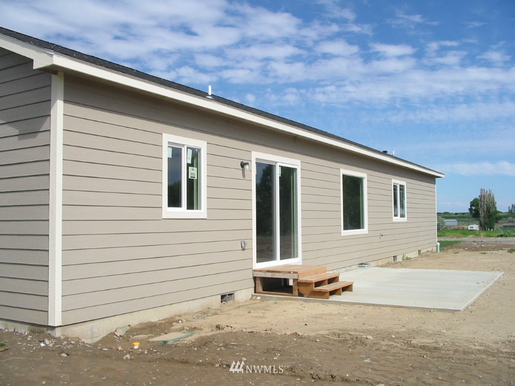 736 West Thacker Road Othello, WA 99344 - Photo 9 of 11