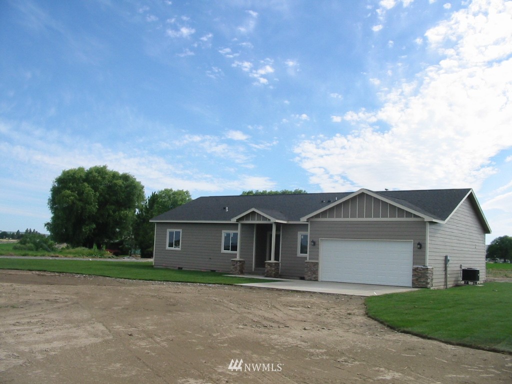 736 West Thacker Road Othello, WA 99344 - Photo 10 of 11