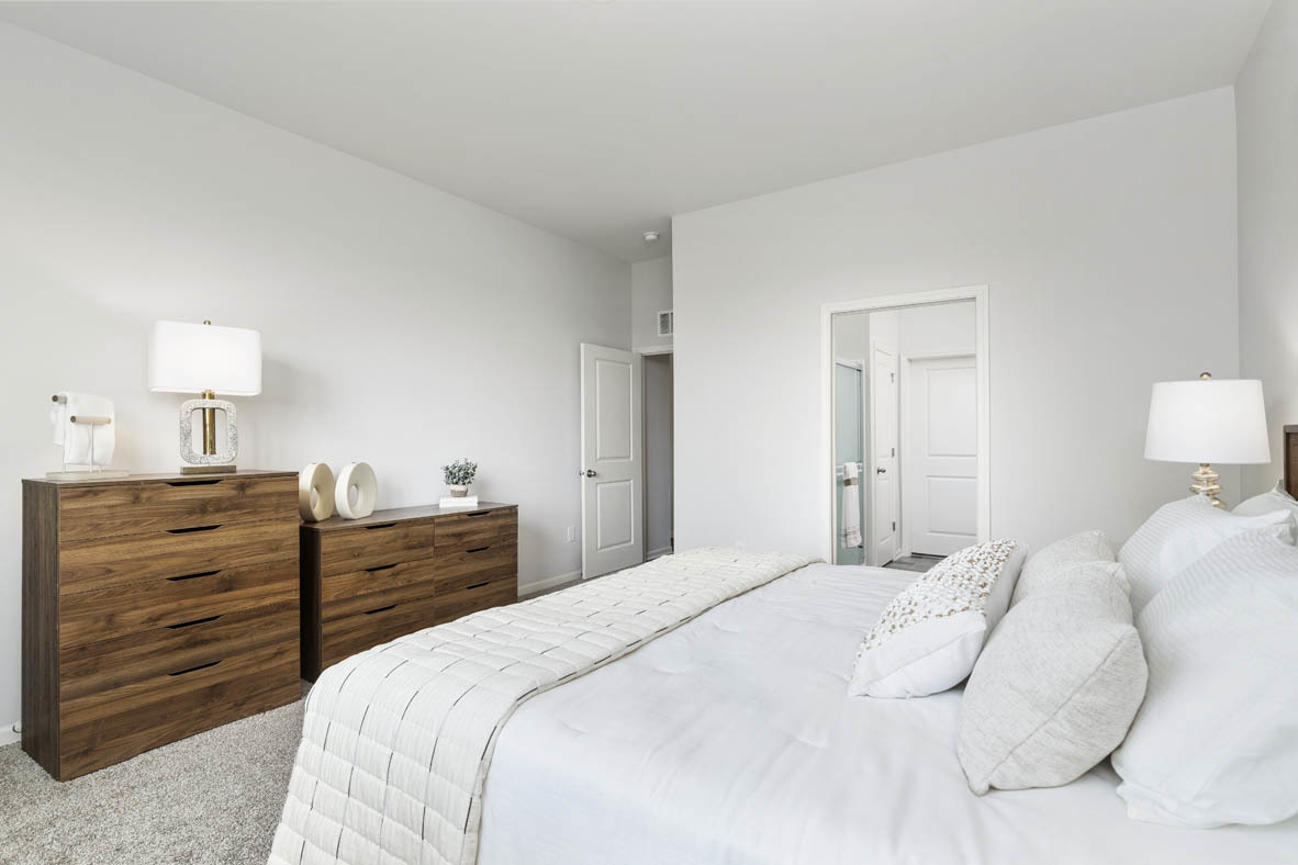 6481 Juniper Drive Wonder Lake, IL 60097 - Photo 44 of 59 a bedroom with a bed and a closet